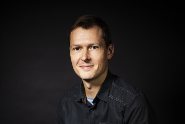 portret Robin Daniel